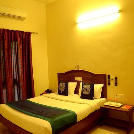 Hotel Ashiyana Pune Zewnętrze zdjęcie