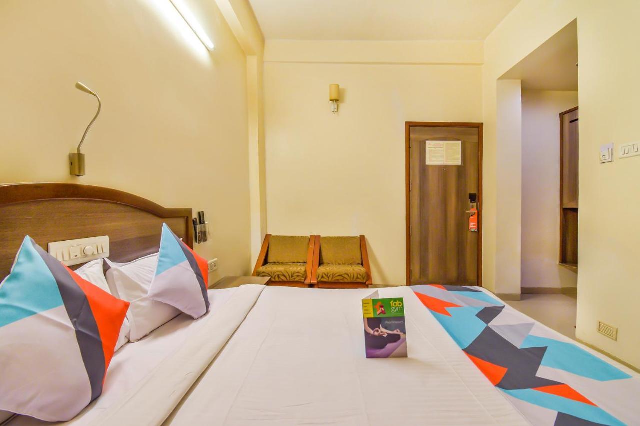 Hotel Ashiyana Pune Zewnętrze zdjęcie