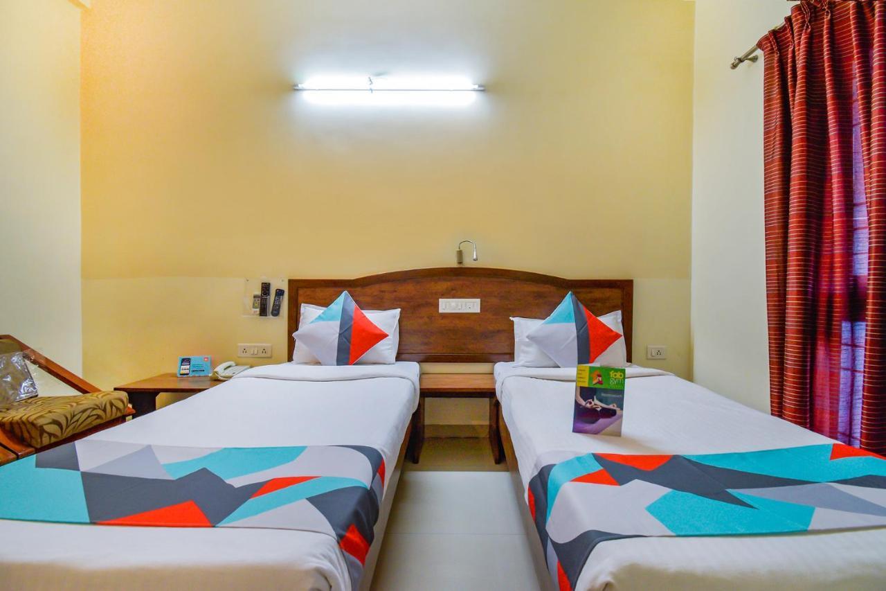Hotel Ashiyana Pune Zewnętrze zdjęcie