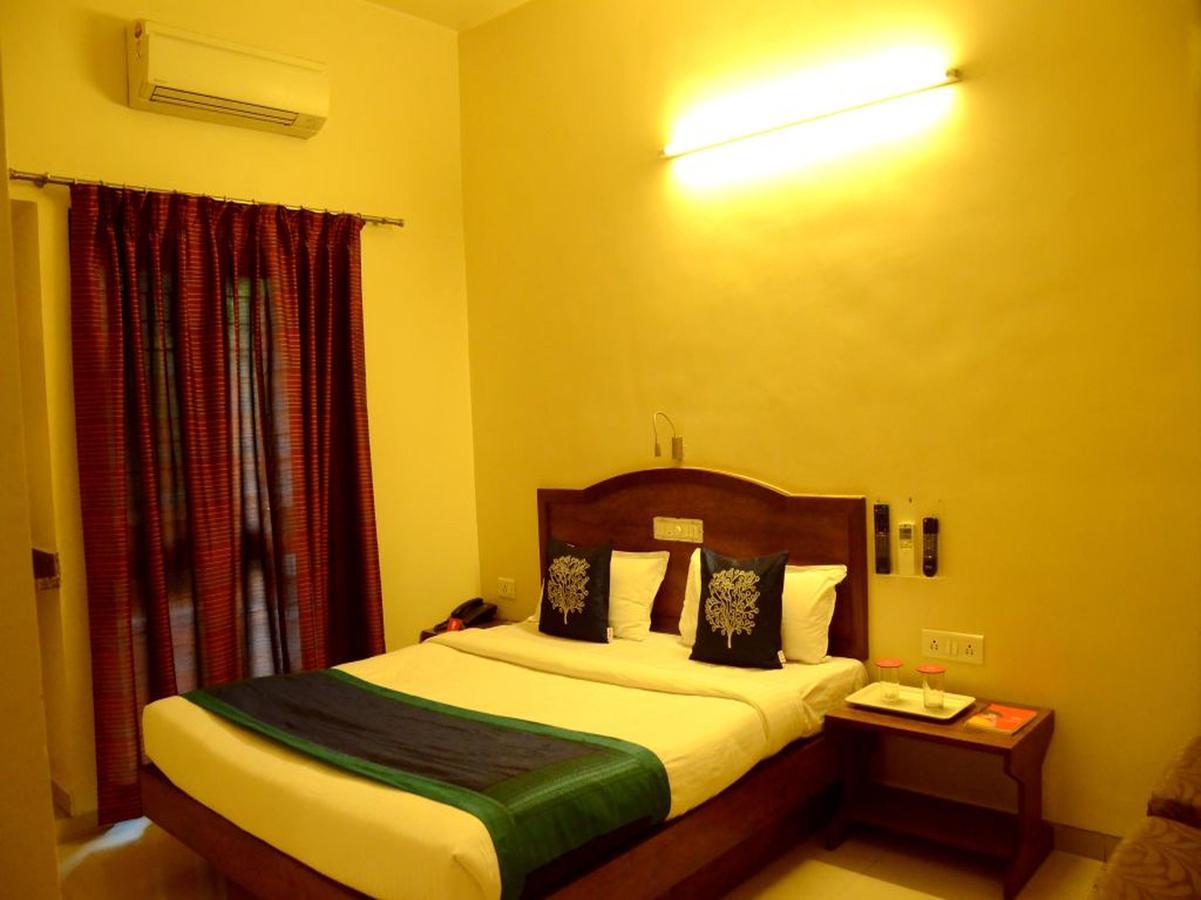 Hotel Ashiyana Pune Zewnętrze zdjęcie